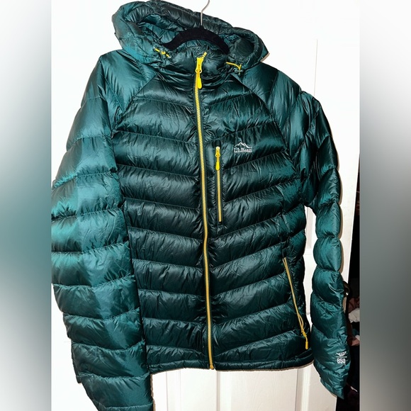 L.L. Bean Men's Green Goose Down filled Puffer Jacket XL outdoor winter hiking - Picture 10 of 14